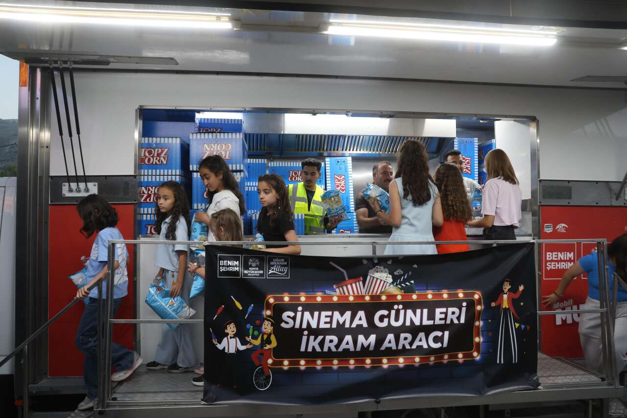 Konya’da yaz akşamlarına Son Sefer keyfi geldi 7